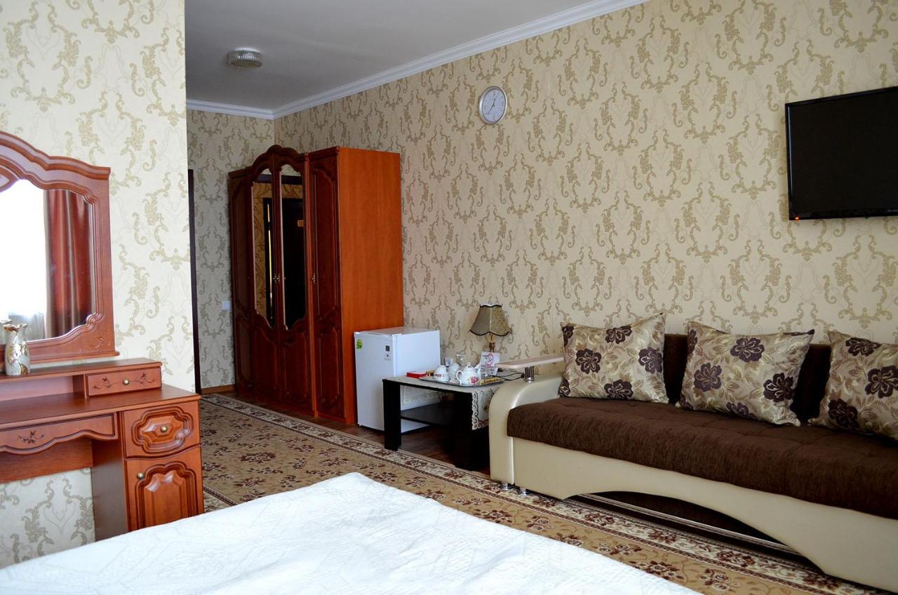 The Grand Hotel Semey Exterior foto